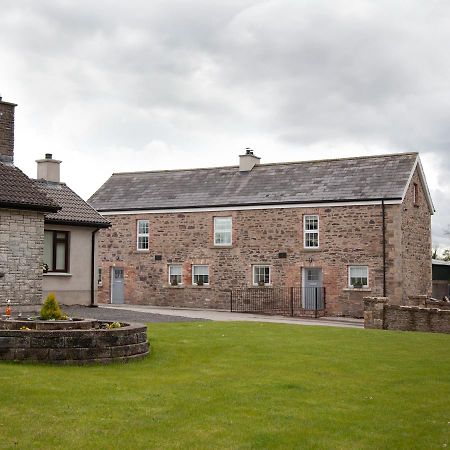 Cash Hill Farm Cottages Ballinamallard ภายนอก รูปภาพ