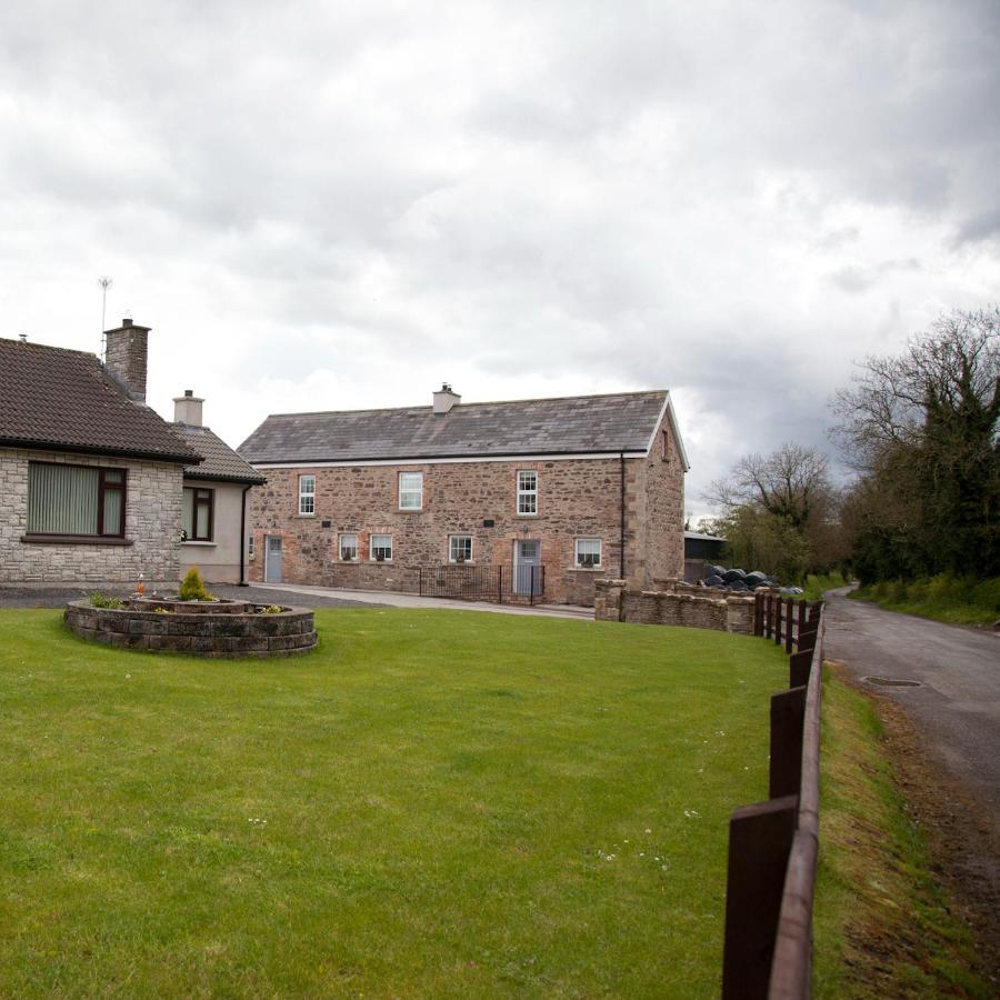 Cash Hill Farm Cottages Ballinamallard ภายนอก รูปภาพ