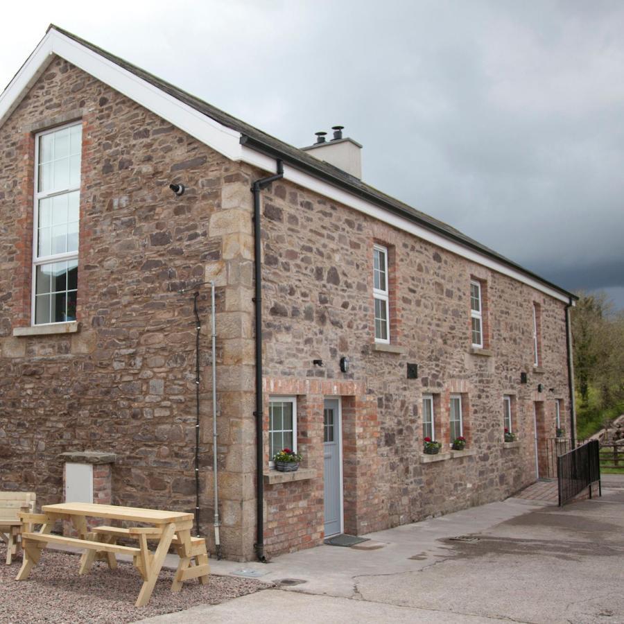Cash Hill Farm Cottages Ballinamallard ภายนอก รูปภาพ